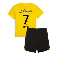 Billiga Borussia Dortmund Giovanni Reyna #7 Barnkläder Hemma fotbollskläder till baby 2023-24 Kortärmad (+ Korta byxor)